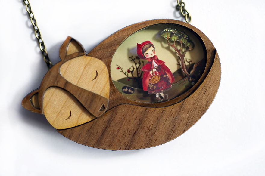 We Create Fairy-Tale Inspired Necklaces With Tiny Scenes Inside