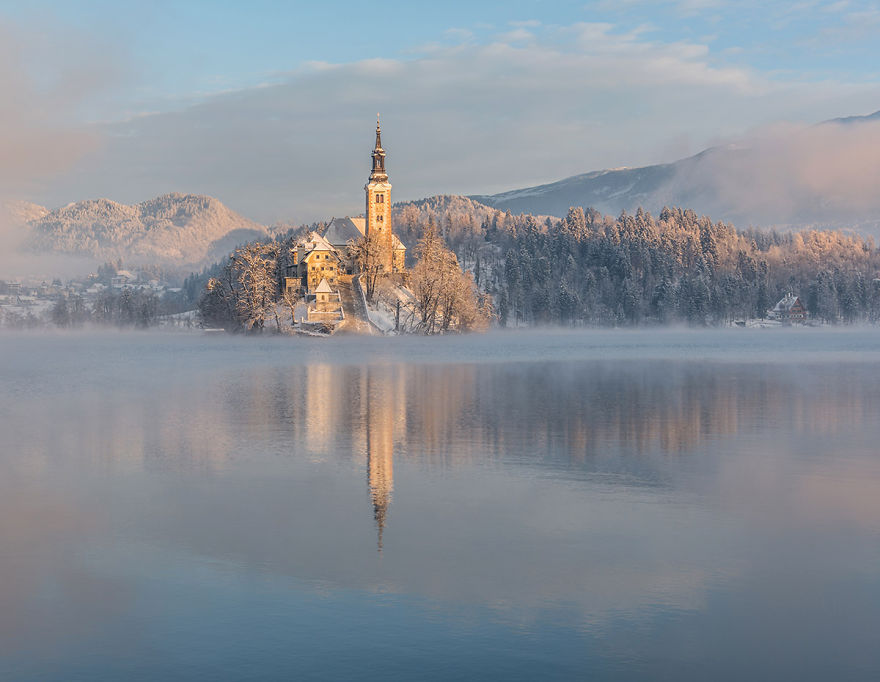 I Photographed Lake Bled On A Fairytale Winter Morning