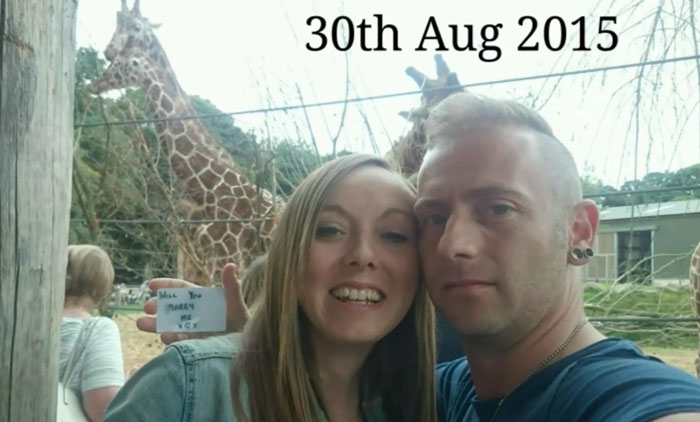 Guy Hides Marriage Proposal In Every Photo With His Girlfriend For Months Guy Hides Marriage Proposal In Every Photo With His Girlfriend For Months