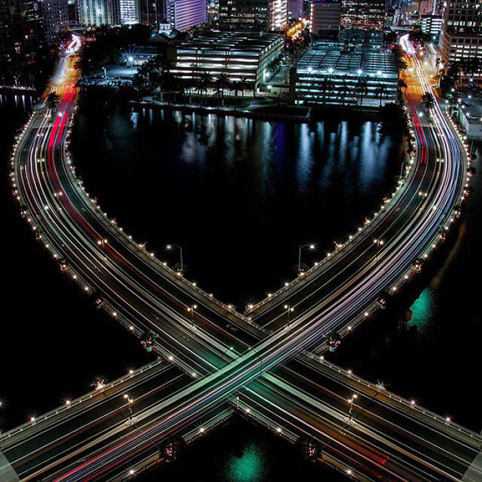 This Symmetry-Filled Instagram Will Satisfy Every Perfectionist’s Soul This Symmetry-Filled Instagram Will Satisfy Every Perfectionist’s Soul