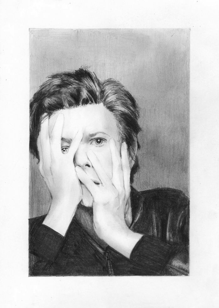 Artists Pay Tribute To Late David Bowie (289 Pics)