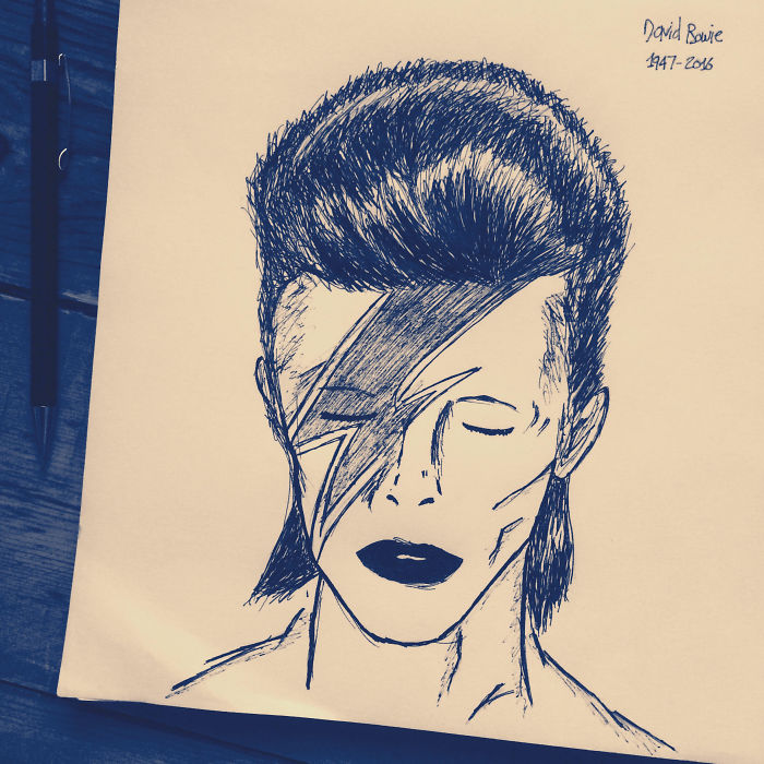 Artists Pay Tribute To Late David Bowie (289 Pics)