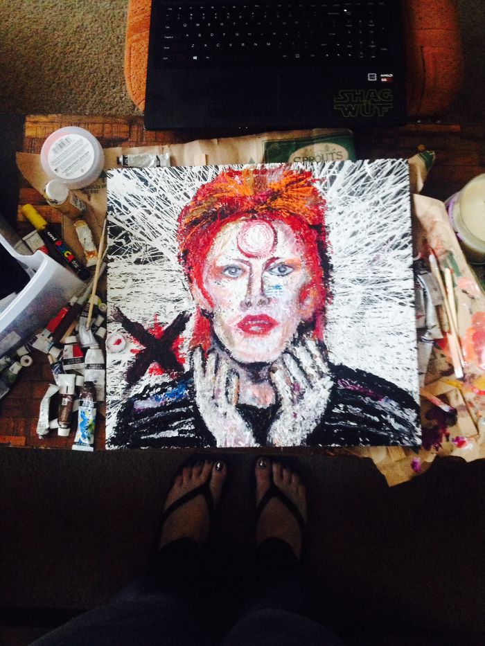 Artists Pay Tribute To Late David Bowie (289 Pics)