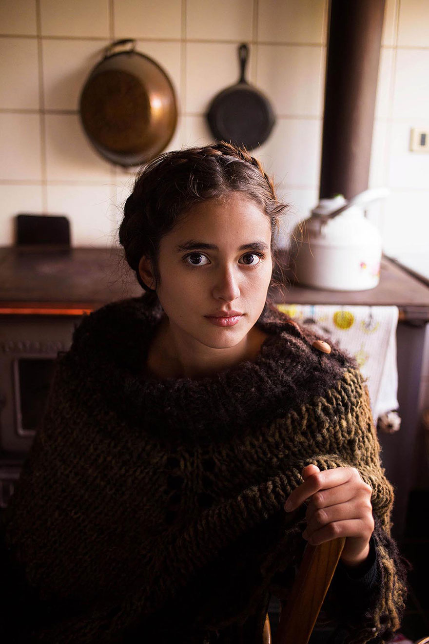 Romanian Photographer Shoots Women From 121 Countries To Show That Beauty Is Everywhere