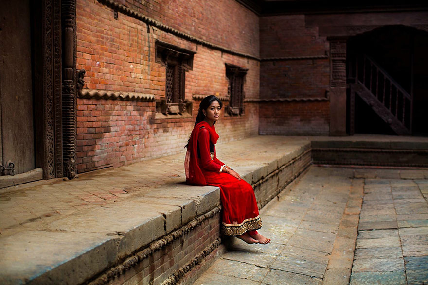 Romanian Photographer Shoots Women From 121 Countries To Show That Beauty Is Everywhere
