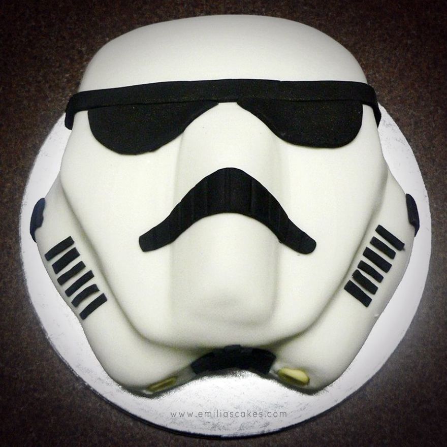 Being A Cake Sculptor: I’m Asked To Make Everything From Drunk Barbie To Game Of Thrones Meets Being A Cake Sculptor: I’m Asked To Make Everything From Drunk Barbie To Game Of Thrones Meets