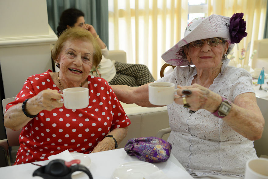 These Senior Citizens Never Imagined This Is What Would Happen When They Signed Up These Senior Citizens Never Imagined This Is What Would Happen When They Signed Up