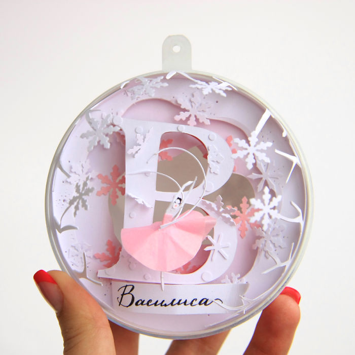 I Hand-Cut Personalized Paper Ornaments For My Friends This Christmas I Hand-Cut Personalized Paper Ornaments For My Friends This Christmas