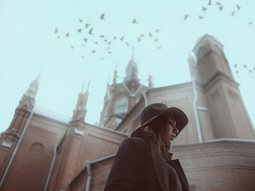 Moscow Based Photographer Creates Portraits Inspired By Dreams Moscow Based Photographer Creates Portraits Inspired By Dreams