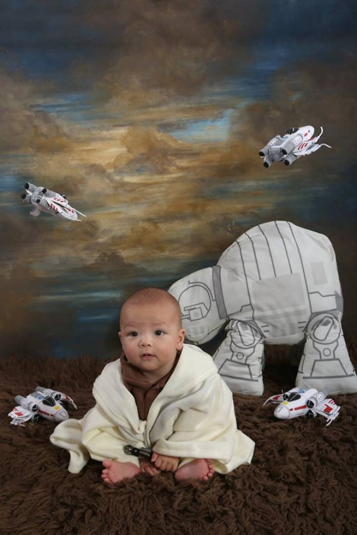 Mark Zuckerberg’s Baby Dressed As Jedi Inspires People To Share Their Star Wars Babies Mark Zuckerberg’s Baby Dressed As Jedi Inspires People To Share Their Star Wars Babies