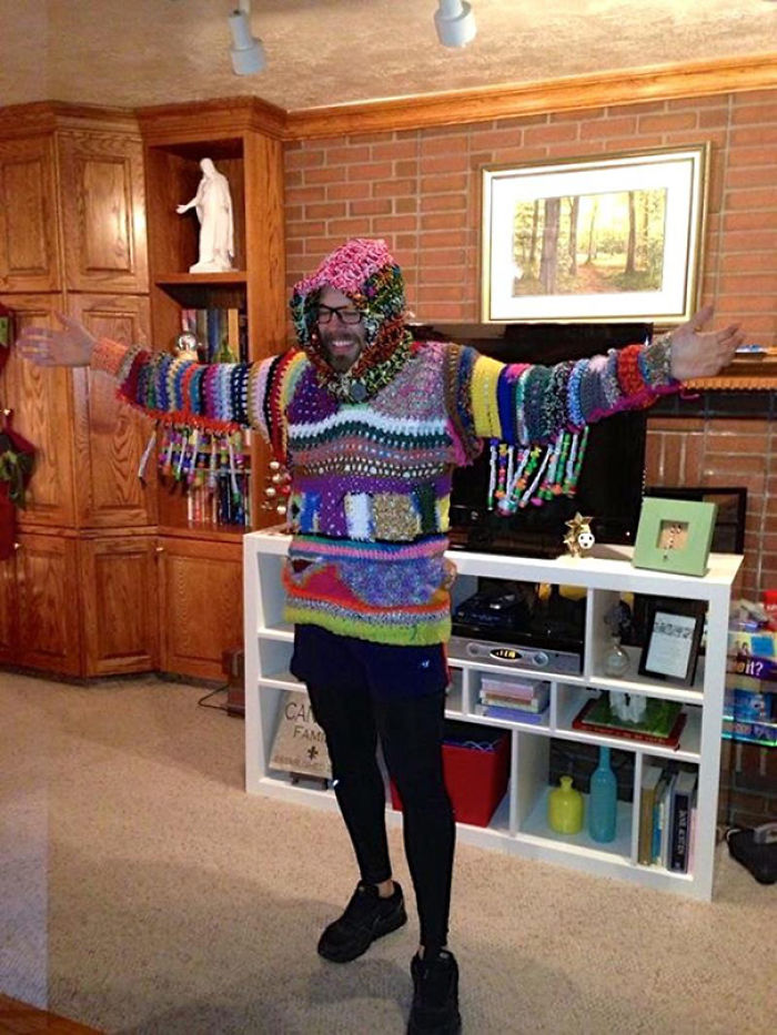 44 Of The Ugliest Christmas Sweaters Ever
