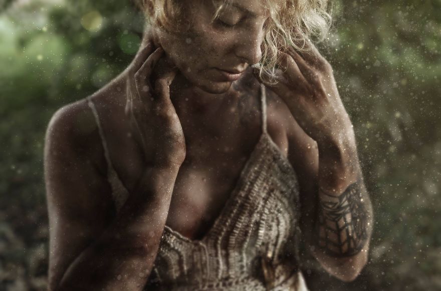 Expanding Universes: My Conceptual Photographs Portray The Mystical Connections We Have In Life Expanding Universes: My Conceptual Photographs Portray The Mystical Connections We Have In Life