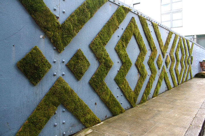 Moss Walls: The Interior Design Trend That Turns Your Home Into A Forest Moss Walls: The Interior Design Trend That Turns Your Home Into A Forest