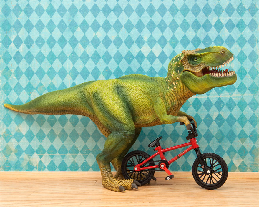 I Teach My Daughter Photography By Creating Domestic Dinosaur Scenes