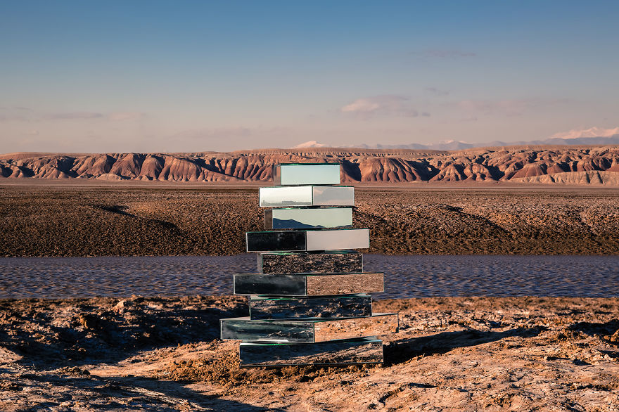 Mirrored Babel Tower That We Made To Move According To The Weather Conditions Mirrored Babel Tower That We Made To Move According To The Weather Conditions