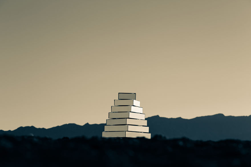 Mirrored Babel Tower That We Made To Move According To The Weather Conditions Mirrored Babel Tower That We Made To Move According To The Weather Conditions