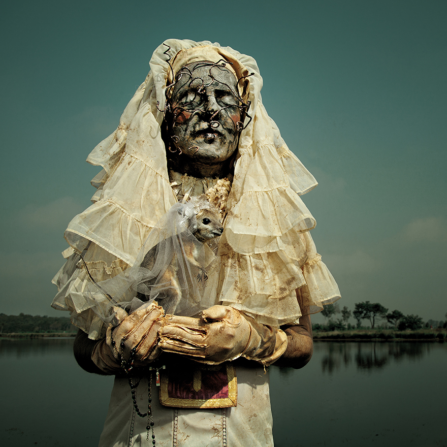 Post-Mortem Fairy Tales Featuring Dead Animals As Fantasy Characters (Part 3) Post-Mortem Fairy Tales Featuring Dead Animals As Fantasy Characters (Part 3)