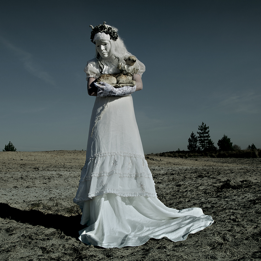 Post-Mortem Fairy Tales Featuring Dead Animals As Fantasy Characters (Part 3) Post-Mortem Fairy Tales Featuring Dead Animals As Fantasy Characters (Part 3)