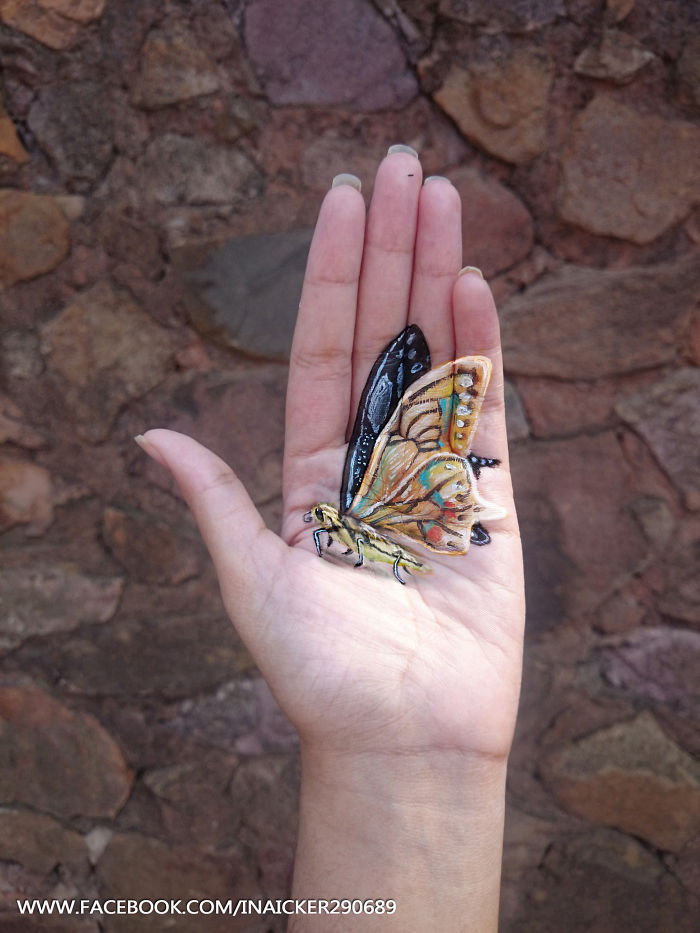 I Create 3D Paintings On My Palms I Create 3D Paintings On My Palms