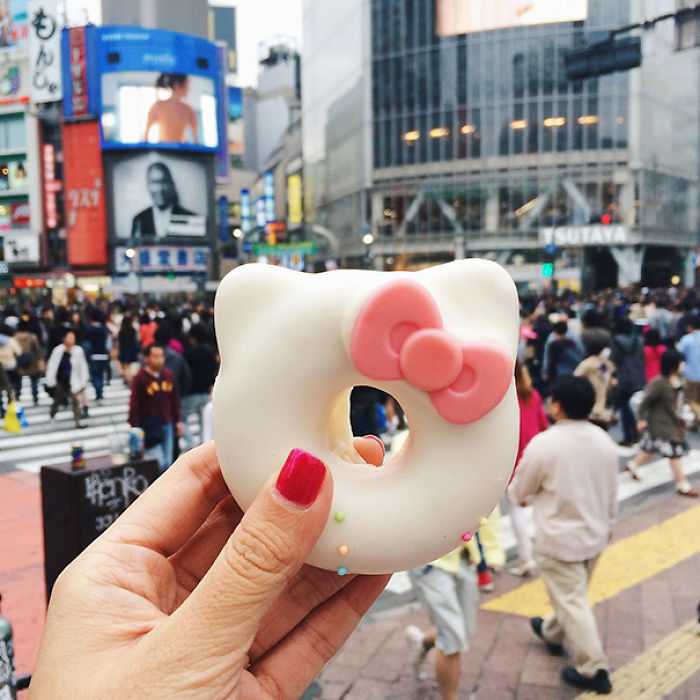 &#8220;Girl Eat World&#8221; Instagram Features The Tastiest Street Food From Around The World