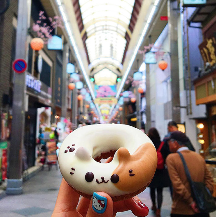 &#8220;Girl Eat World&#8221; Instagram Features The Tastiest Street Food From Around The World