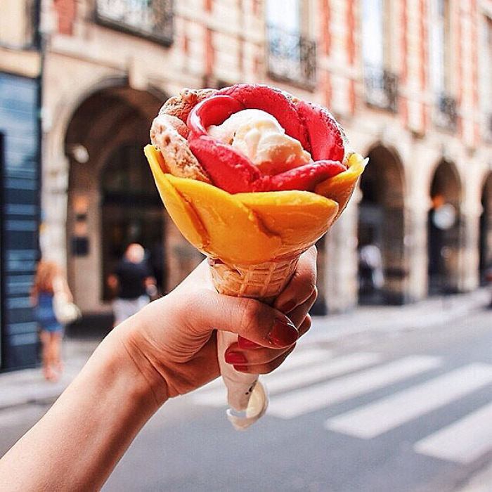 &#8220;Girl Eat World&#8221; Instagram Features The Tastiest Street Food From Around The World