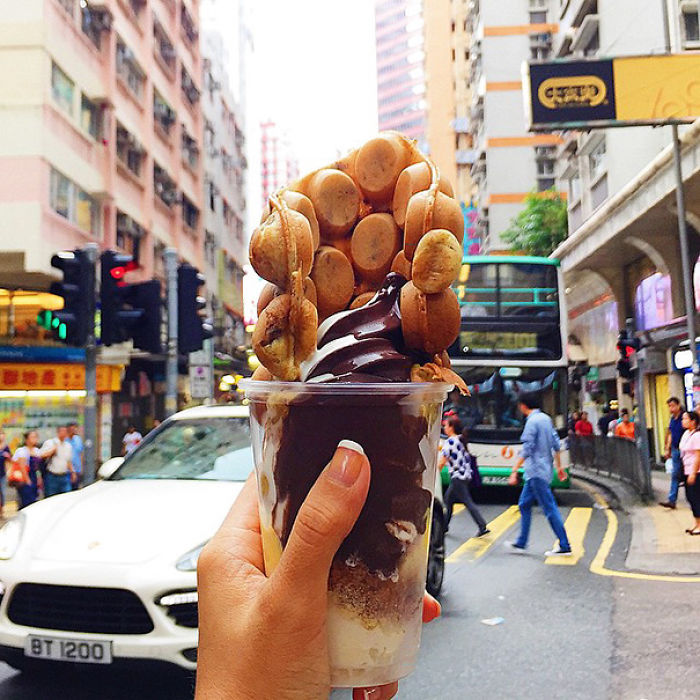 &#8220;Girl Eat World&#8221; Instagram Features The Tastiest Street Food From Around The World