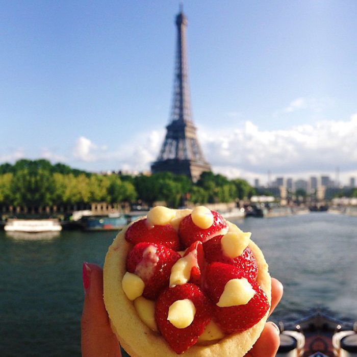 &#8220;Girl Eat World&#8221; Instagram Features The Tastiest Street Food From Around The World