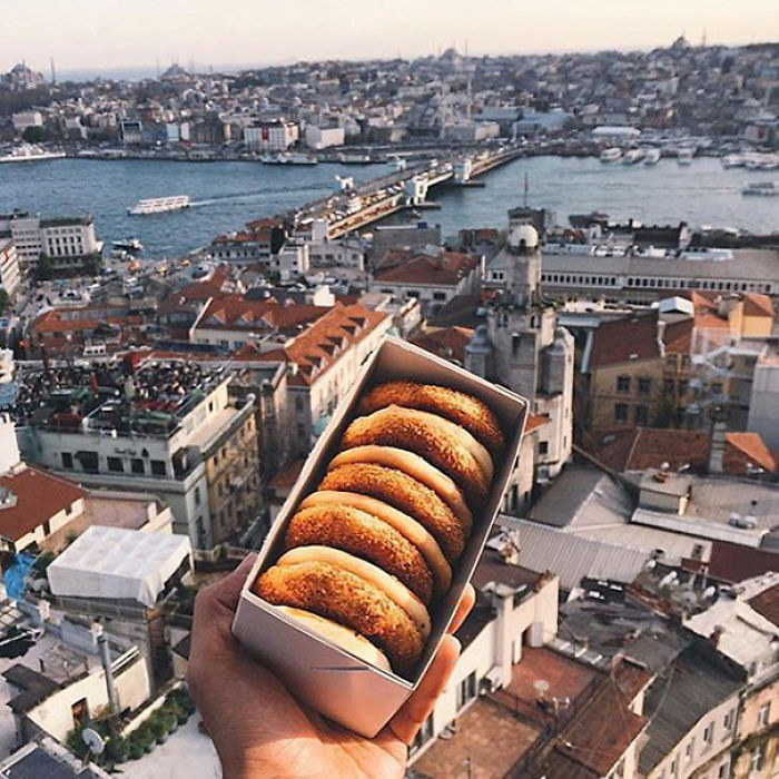 &#8220;Girl Eat World&#8221; Instagram Features The Tastiest Street Food From Around The World