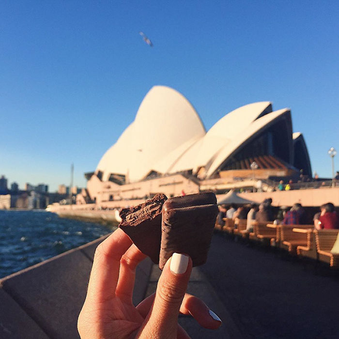 &#8220;Girl Eat World&#8221; Instagram Features The Tastiest Street Food From Around The World