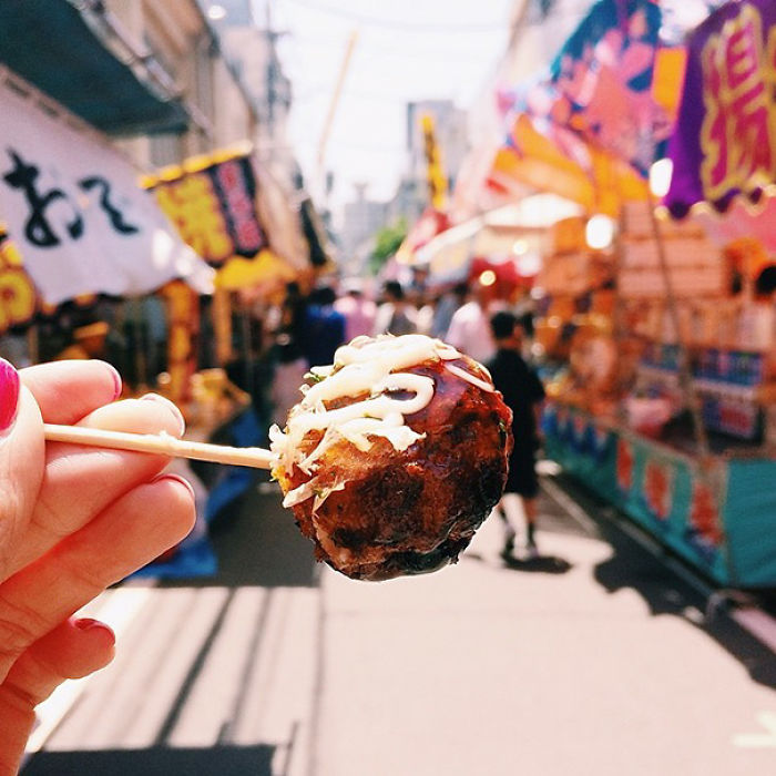 &#8220;Girl Eat World&#8221; Instagram Features The Tastiest Street Food From Around The World