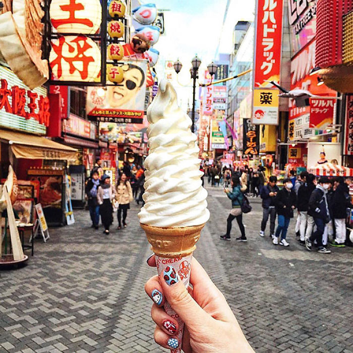 &#8220;Girl Eat World&#8221; Instagram Features The Tastiest Street Food From Around The World