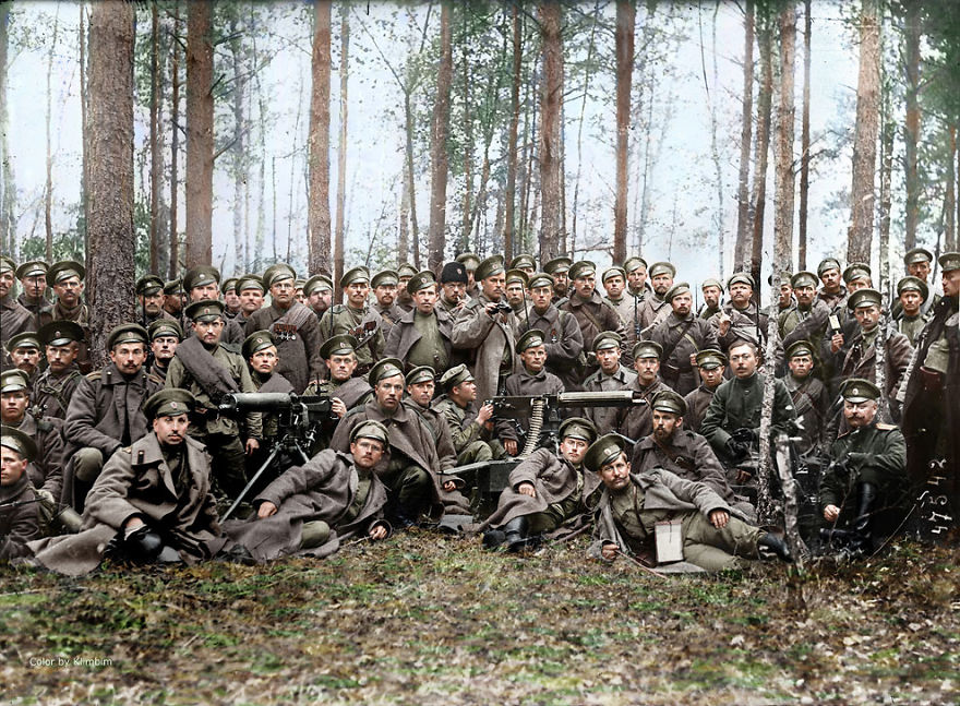 67 Old Colorized Photos Reveal The Life Of Russian People Between 1900-1965