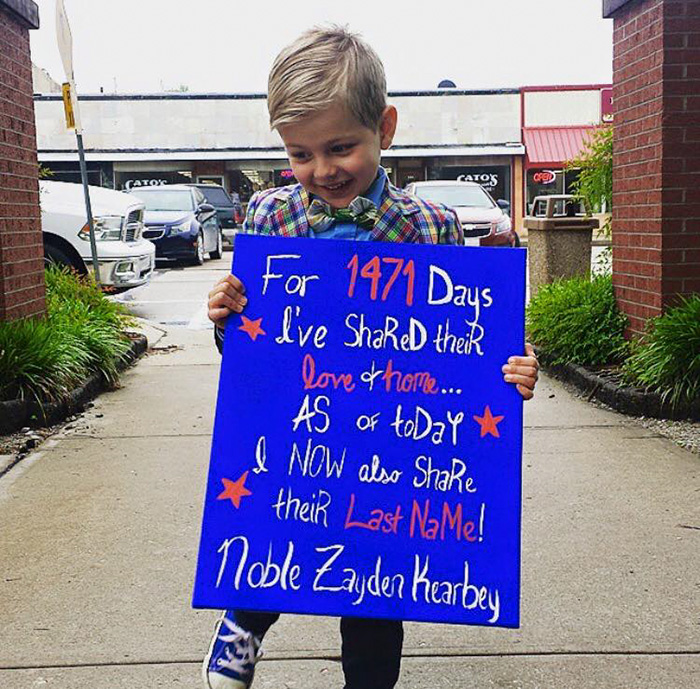 70 Heartwarming Pics Of Children Who Were Just Adopted 70 Heartwarming Pics Of Children Who Were Just Adopted