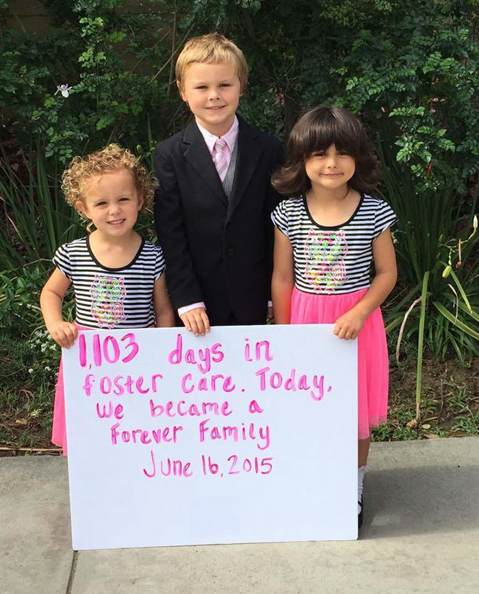 70 Heartwarming Pics Of Children Who Were Just Adopted 70 Heartwarming Pics Of Children Who Were Just Adopted