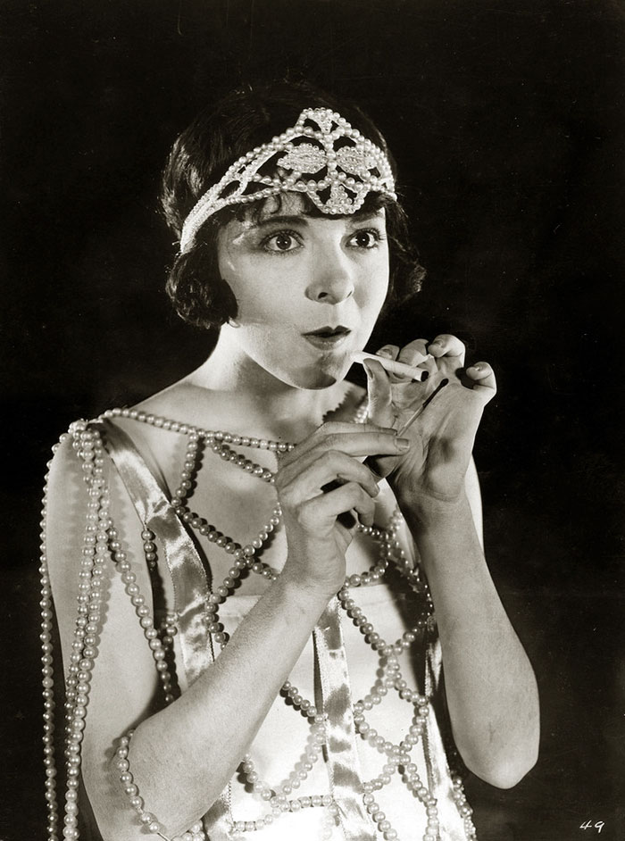 1920s Women Fashion Outbreak That Happened Almost 100 Years Ago