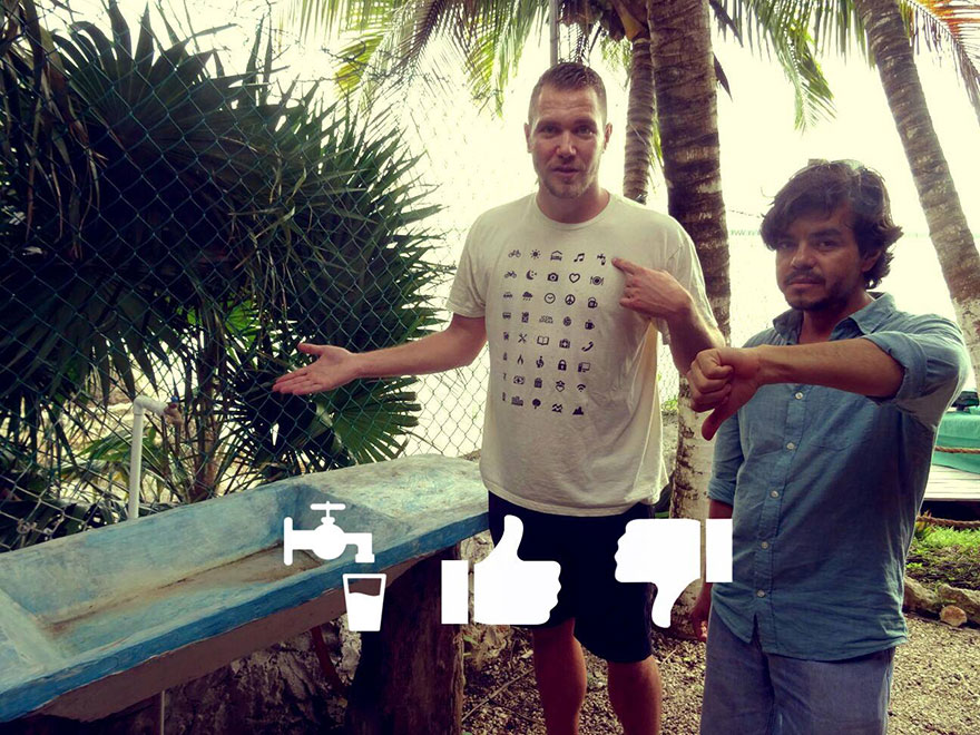 Traveller T-Shirt With 40 Icons Lets You Communicate In Any Country Even If You Don&#8217;t Speak Its Language