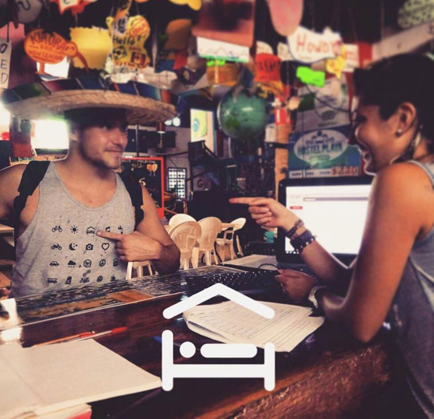 Traveller T-Shirt With 40 Icons Lets You Communicate In Any Country Even If You Don&#8217;t Speak Its Language