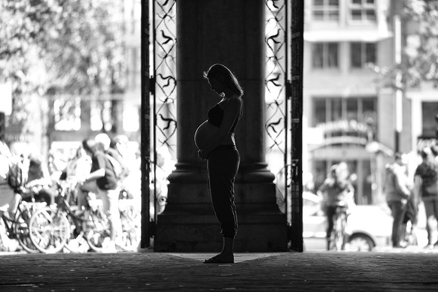 I Took Maternity Photography Out Of The Studio Into Urban Locations