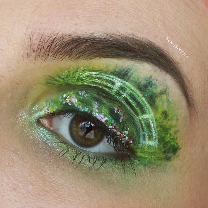 Makeup For Ants: I Create Tiny Paintings On My Eyes