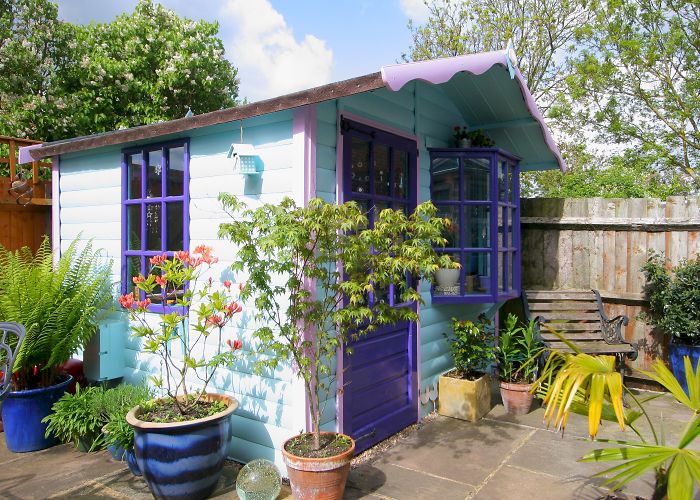 Women Are Creating She-Sheds, A Female Alternative To Man Caves (66 Pics) Women Are Creating She-Sheds, A Female Alternative To Man Caves (66 Pics)