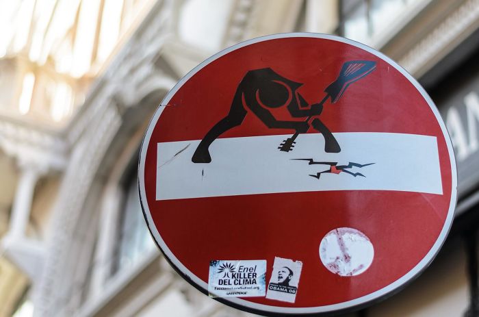 134 Random Acts Of Genius Vandalism 134 Random Acts Of Genius Vandalism