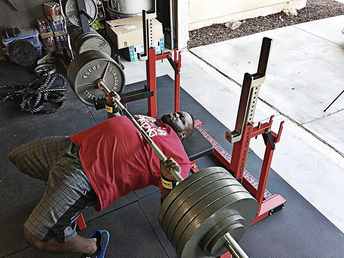 12-Year-Old Girl Fighting Rare Aging Disease Becomes Best Friends With 330Lbs Weightlifter A.K.A &#8220;The Beast&#8221;