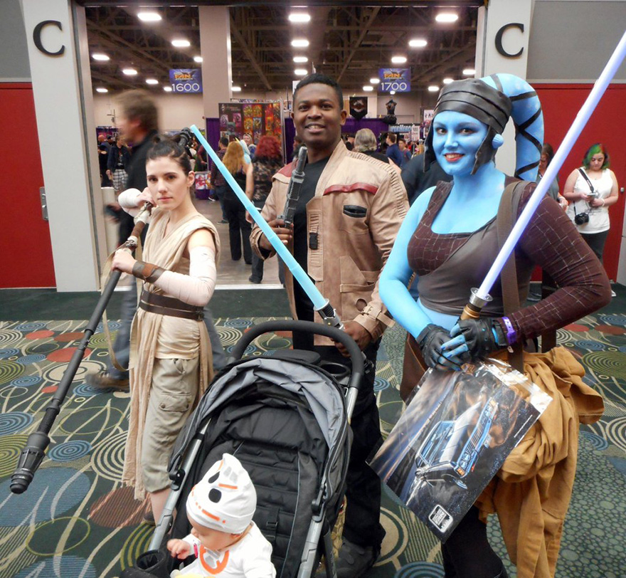 This Family Cosplays Together, And The Force Is Really Strong With Them This Family Cosplays Together, And The Force Is Really Strong With Them