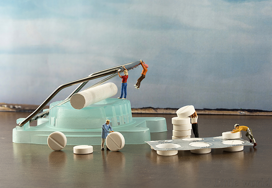 I Capture Everyday Lives Of Miniature People I Capture Everyday Lives Of Miniature People