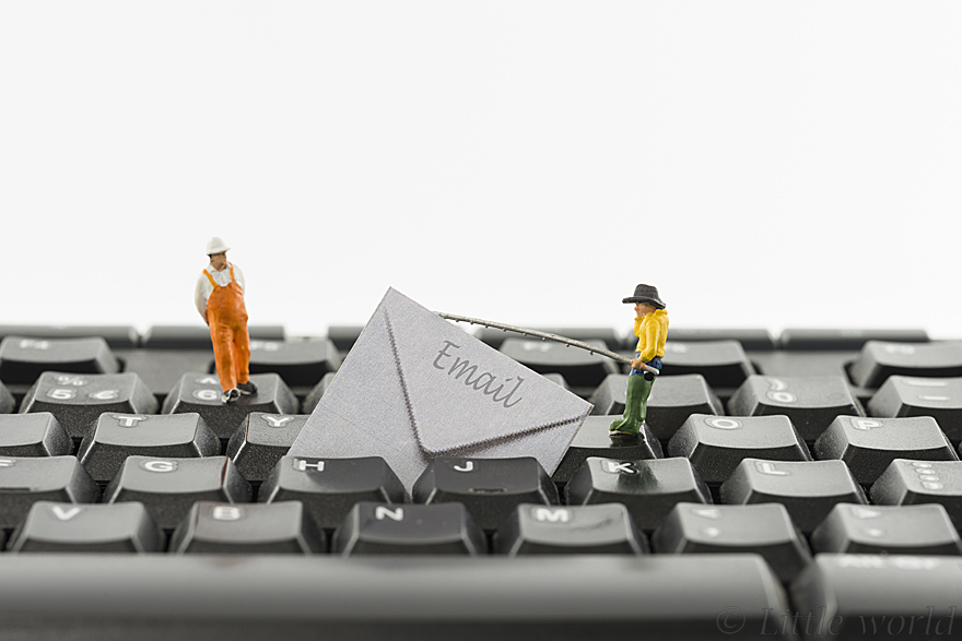 I Capture Everyday Lives Of Miniature People