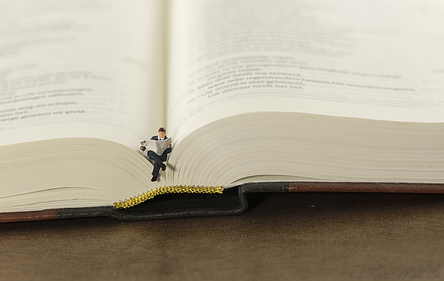 I Capture Everyday Lives Of Miniature People I Capture Everyday Lives Of Miniature People