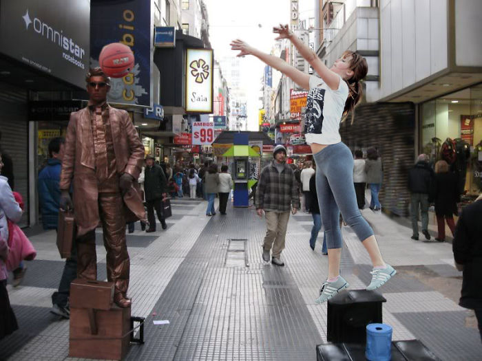 Jennifer Lawrence Plays Basketball And The Photoshop Games Begin (29 pics) Jennifer Lawrence Plays Basketball And The Photoshop Games Begin (29 pics)