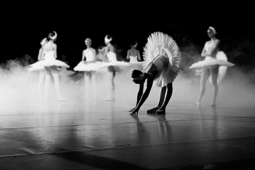 Powerful Backstage Photos Of Ballet Dancers Through Eyes Of Russian Ballerina Powerful Backstage Photos Of Ballet Dancers Through Eyes Of Russian Ballerina