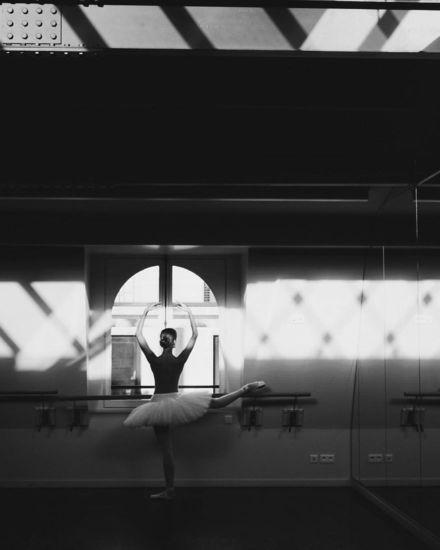 Powerful Backstage Photos Of Ballet Dancers Through Eyes Of Russian Ballerina Powerful Backstage Photos Of Ballet Dancers Through Eyes Of Russian Ballerina